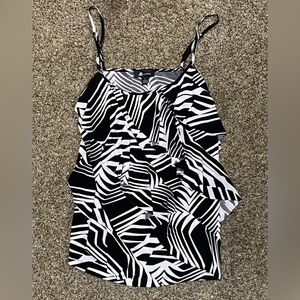 Size L Black & White Tank Top
